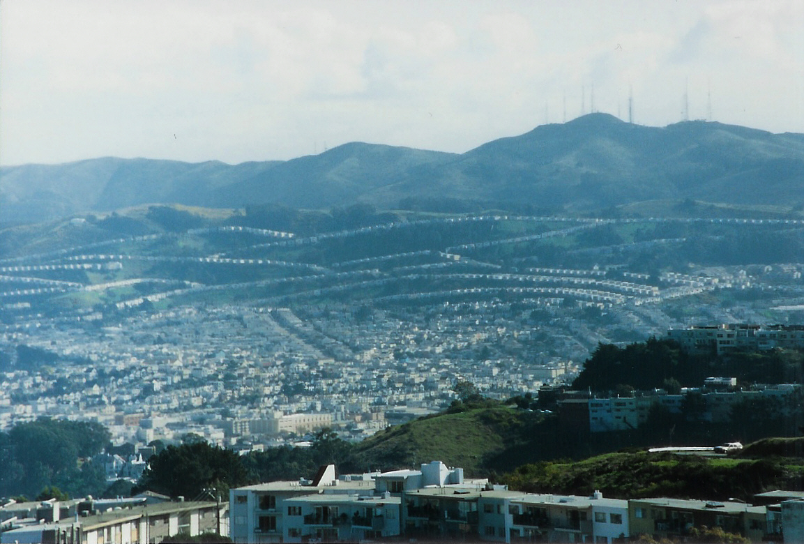 Cityscape picture of Daly City California in the Bay Area